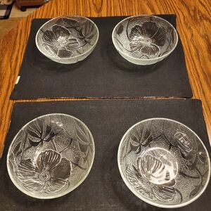 4️⃣🌺glass bowls🥣🌼